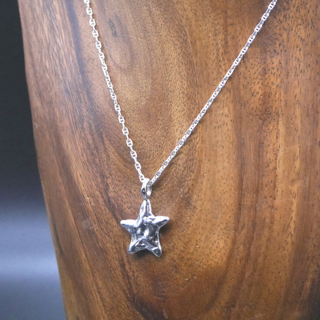 星モチーフ　シルバーペンダント　トップ
