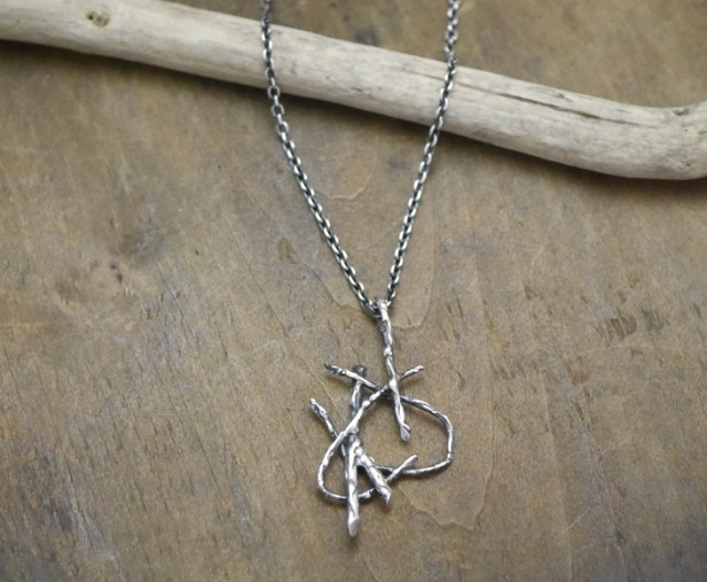 木の枝　シルバーアクセサリー