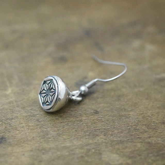 麻紋様　シルバー　ピアス