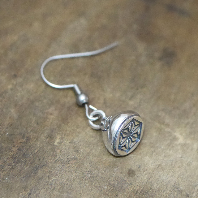 麻紋様　シルバー　ピアス