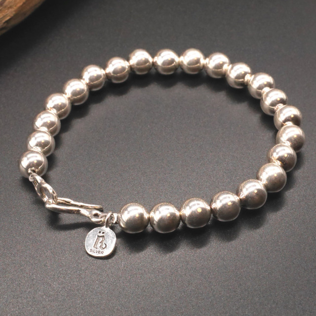 シルバービーズブレスレット