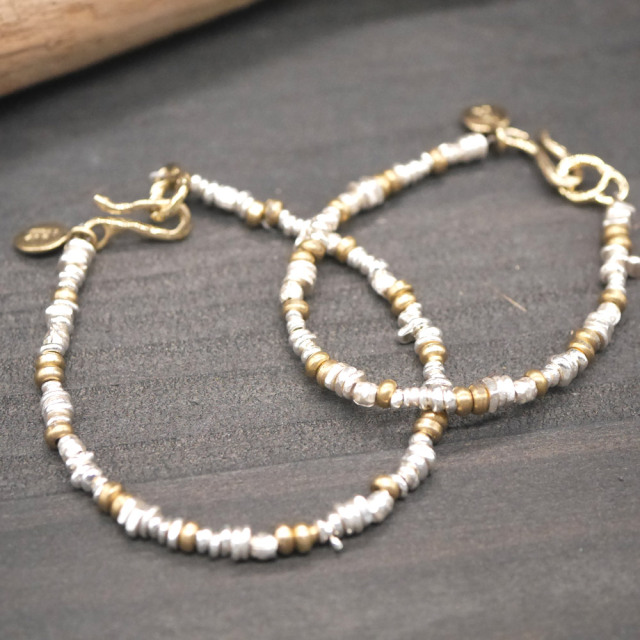 シルバー×真鍮ビーズブレスレット