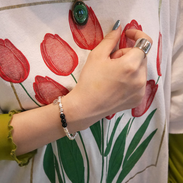 シルバー×天然石ビーズブレスレット  カーネリアンorオニキス