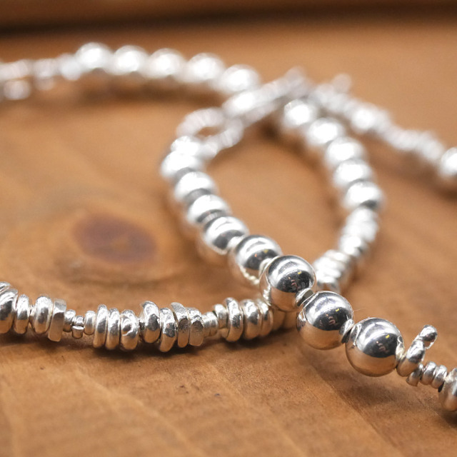 シルバービーズブレスレット  silver beads necklace