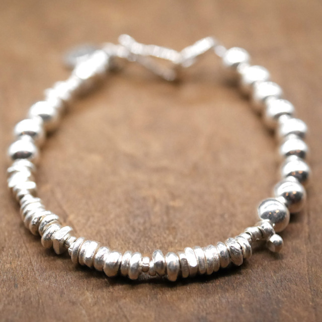 シルバービーズブレスレット  silver beads necklace