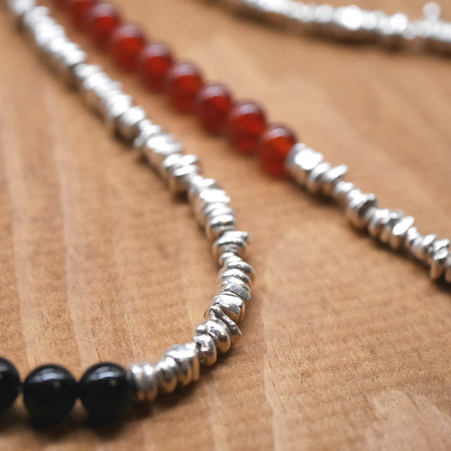 シルバービーズ×天然石ビーズネックレス  カーネリアンorオニキス