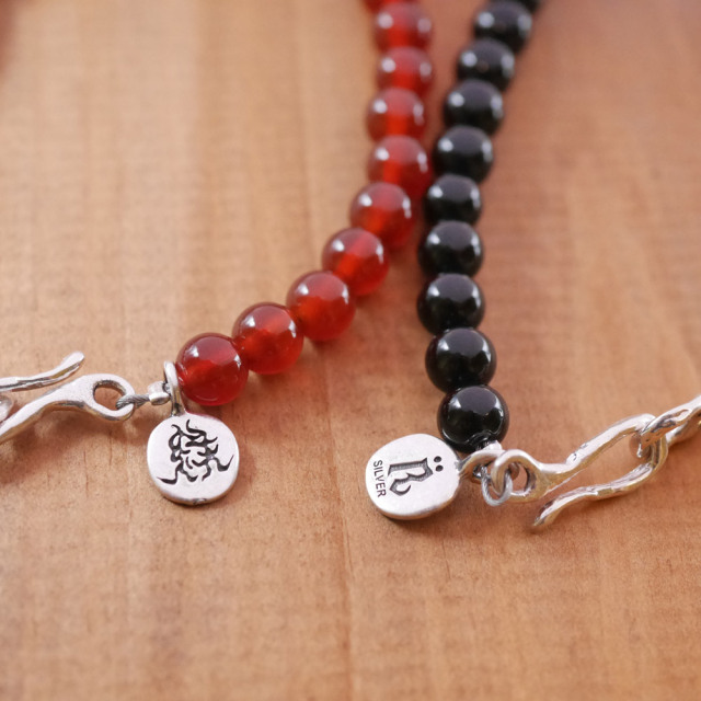 シルバービーズ×天然石ビーズネックレス  カーネリアンorオニキス