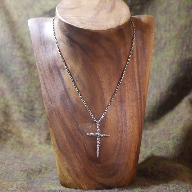 シルバー　クロスペンダント