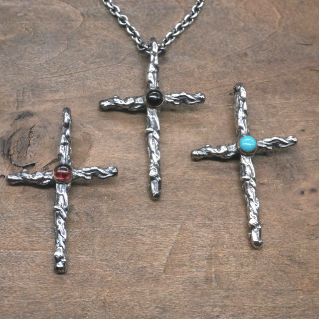 シルバー　クロスペンダントトップ　天然石付き