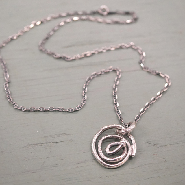 RYOKU  guruguru silver pendant top