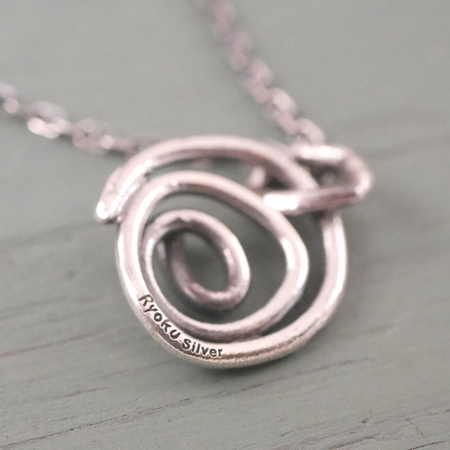 RYOKU  guruguru silver pendant top