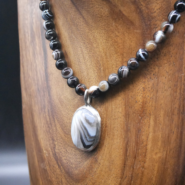 RYOKU　アゲート×シルバートップ　アイアゲートビーズ　天然石ネックレス1点モノ