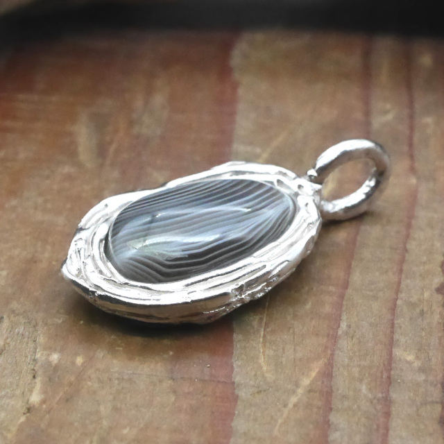 天然石ペンダントトップ　シルバー　アゲート ryoku りょく