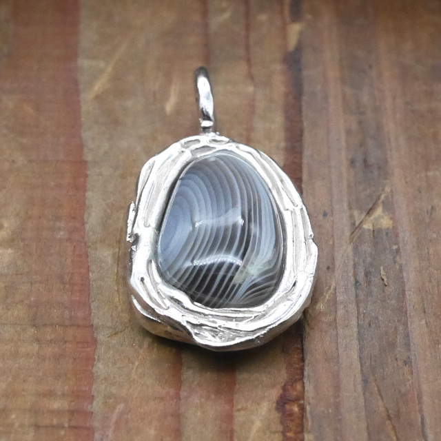 天然石ペンダントトップ　シルバー　アゲート ryoku りょく