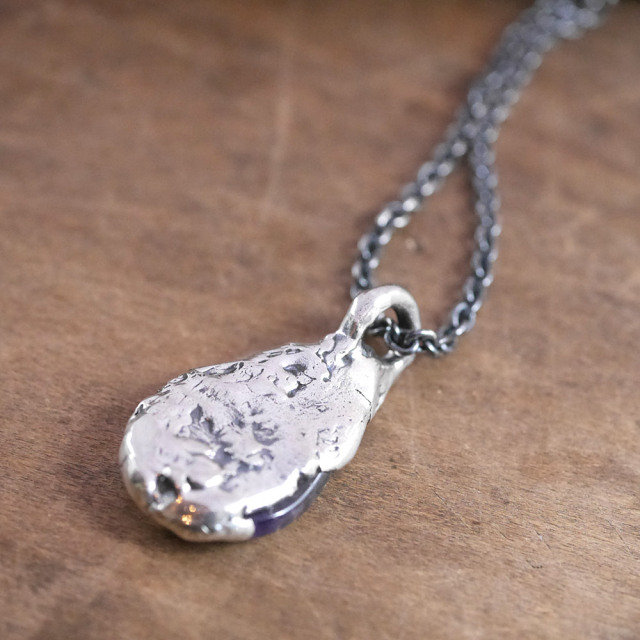 アメジスト×シルバー　天然石ペンダントトップ　1点モノ