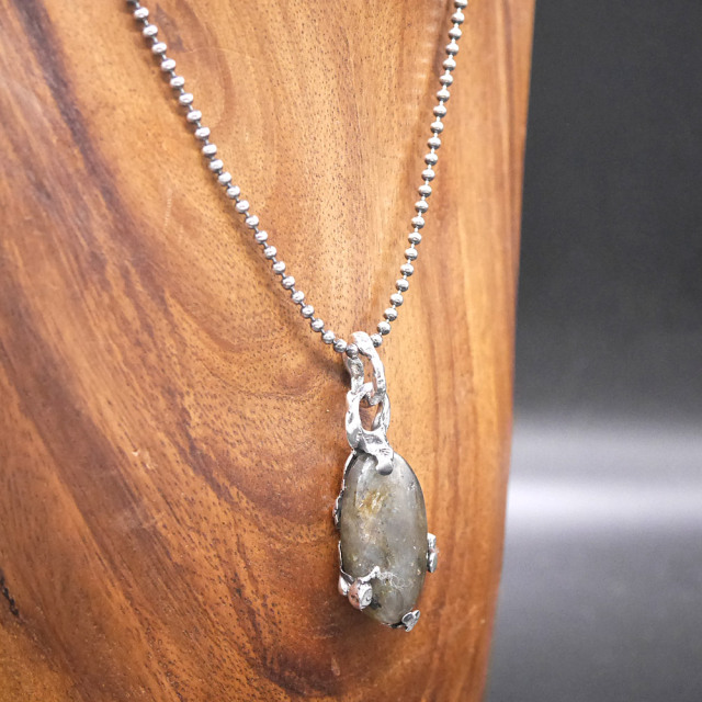 RYOKU ラブラドライト×シルバー　天然石ペンダントトップ　1点モノ