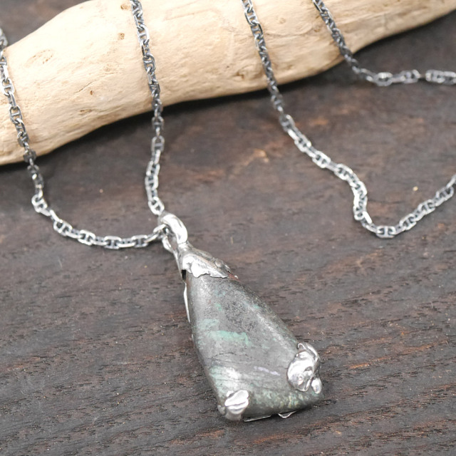 RYOKU マラカイト×シルバー　天然石ペンダントトップ　1点モノ