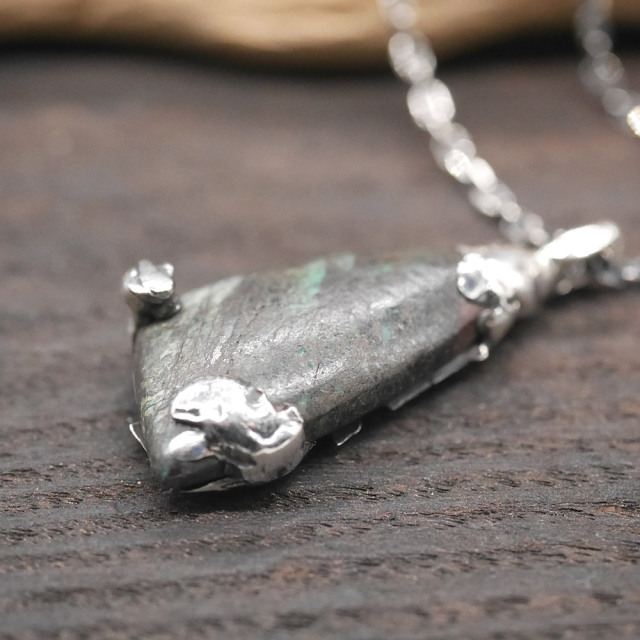 RYOKU マラカイト×シルバー　天然石ペンダントトップ　1点モノ