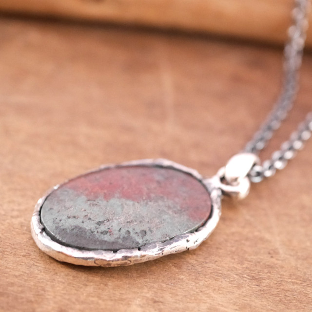 ルビーインゾイサイト×シルバー　天然石ペンダントトップ　1点モノ