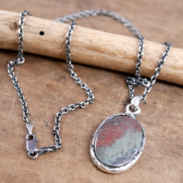 ルビーインゾイサイト×シルバー　天然石ペンダントトップ　1点モノ