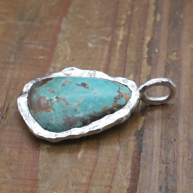 天然石ペンダントトップ　シルバー　ターコイズ ryoku りょく