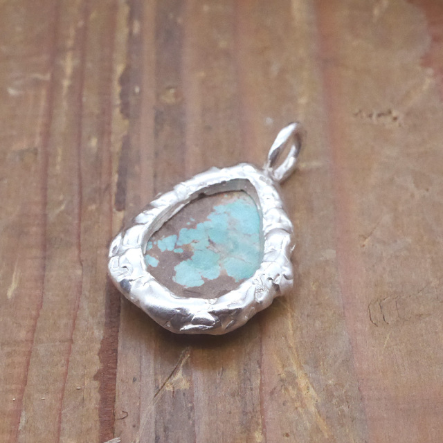 天然石ペンダントトップ　シルバー　ターコイズ ryoku りょく