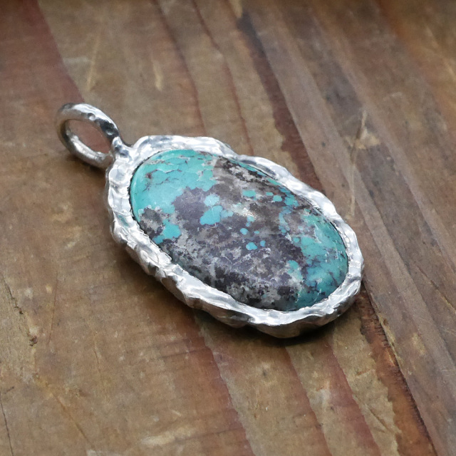 天然石ペンダントトップ　シルバー　ターコイズ ryoku りょく