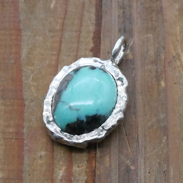 天然石ペンダントトップ　シルバー　ターコイズ ryoku りょく