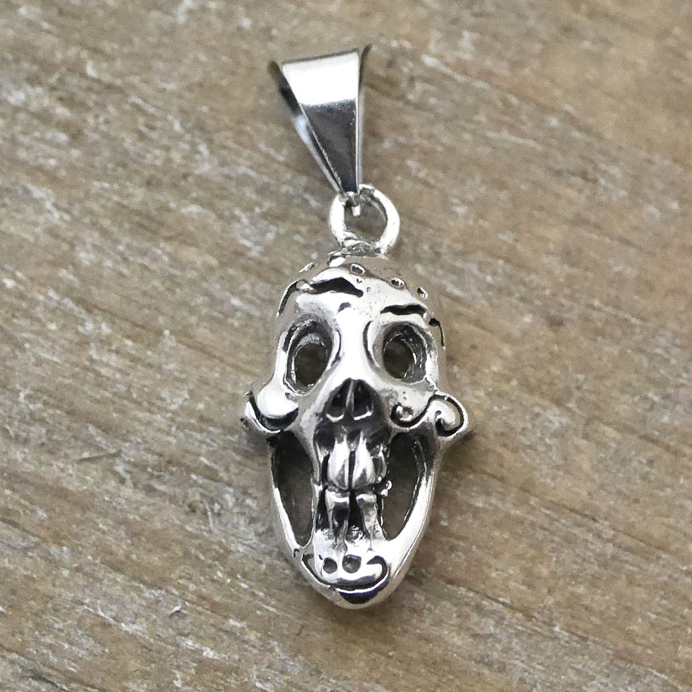 メキシコ　スカル　シルバーペンダント