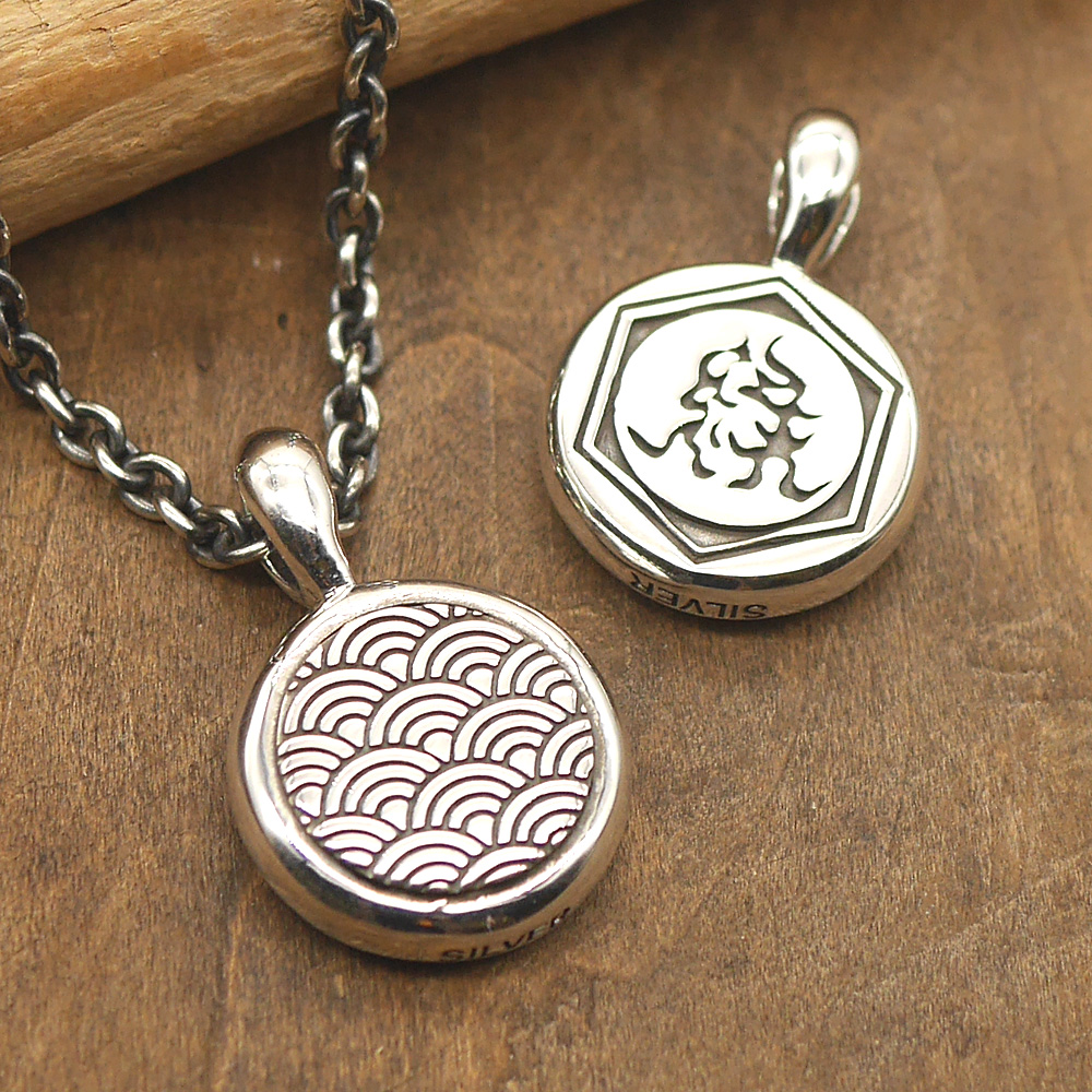 RYOKU 唐草文様シルバーペンダント【リバーシブル】silver pendant top 