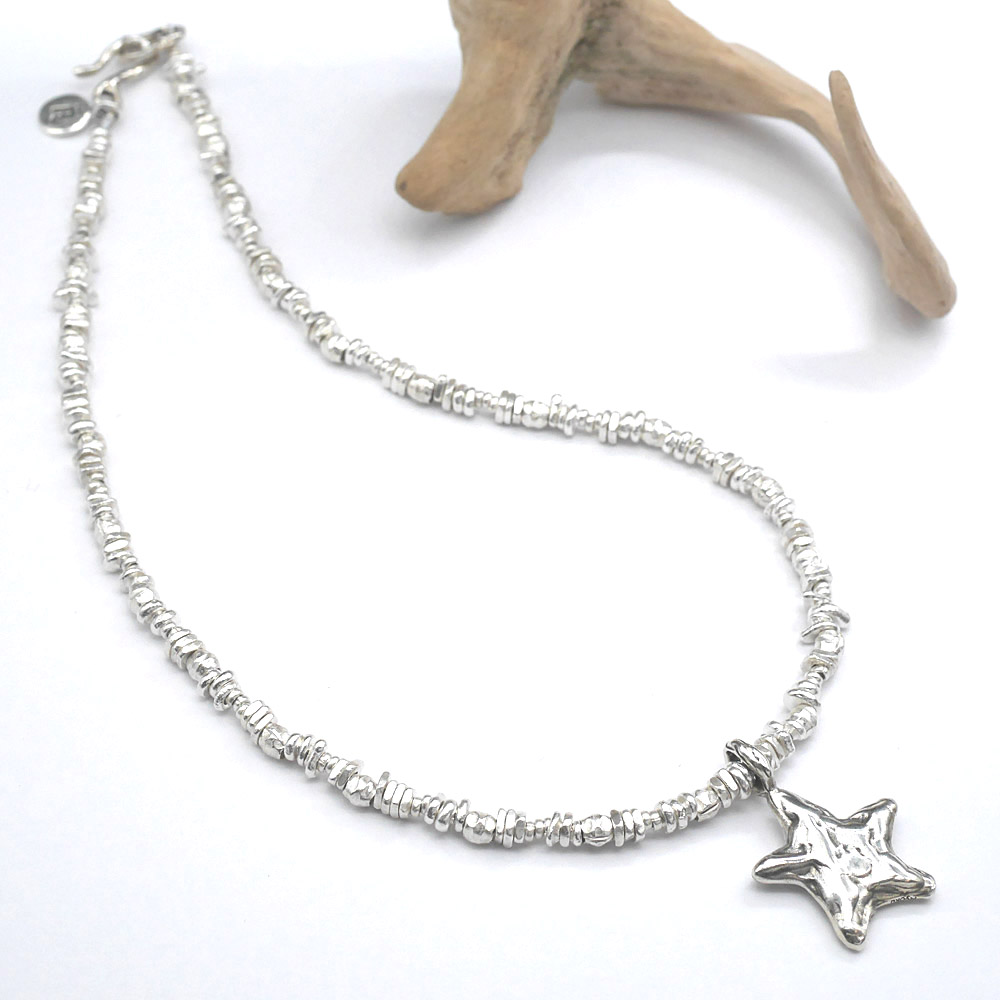 シルバービーズブレスレット　星チャーム
