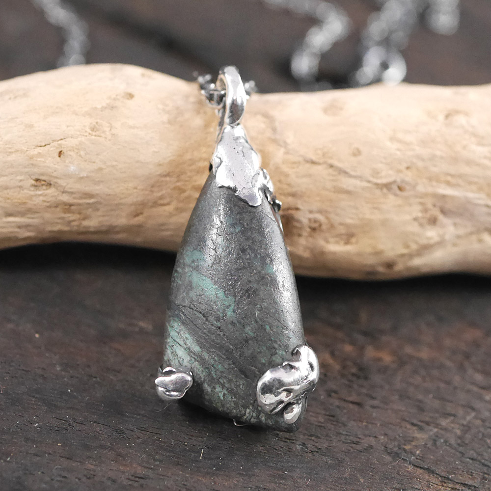 RYOKU マラカイト×シルバー　天然石ペンダントトップ　1点モノ
