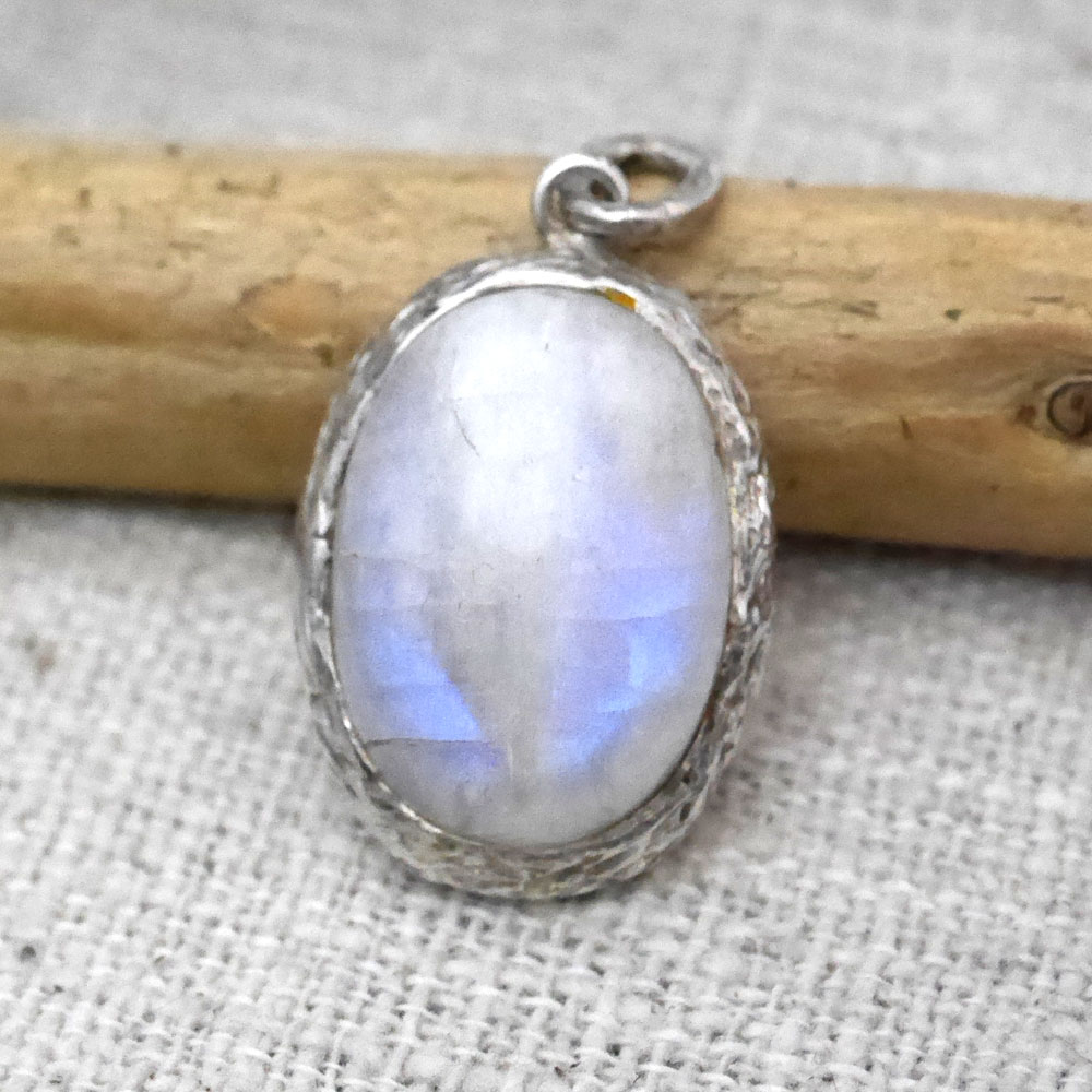 レインボームーンストーン　ペンダントトップ