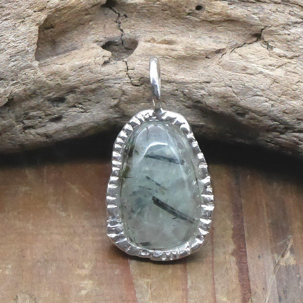 天然石ペンダントトップ　シルバー　プレナイト ryoku りょく