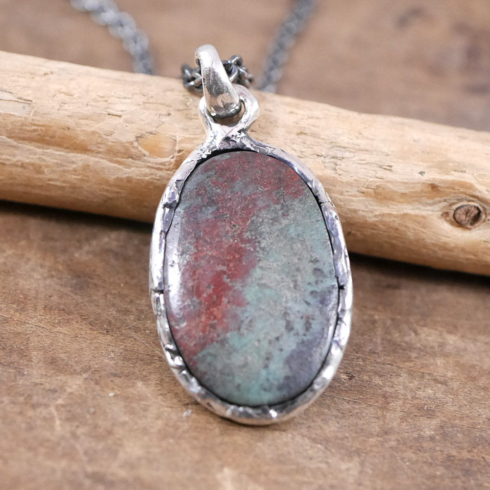 ルビーインゾイサイト×シルバー　天然石ペンダントトップ　1点モノ