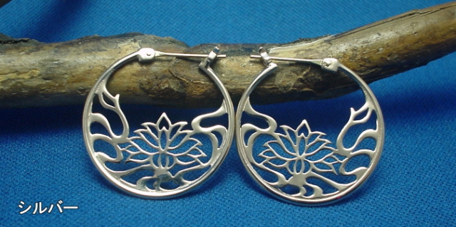 蓮・唐草　ピアス　シルバーピアス