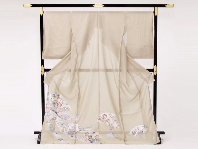 駒絽色留袖