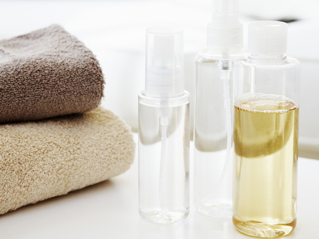 REN 化粧水　まとめ売り　8本 馬凛・モイスチャーローション120ml（馬油化粧水・5,400円