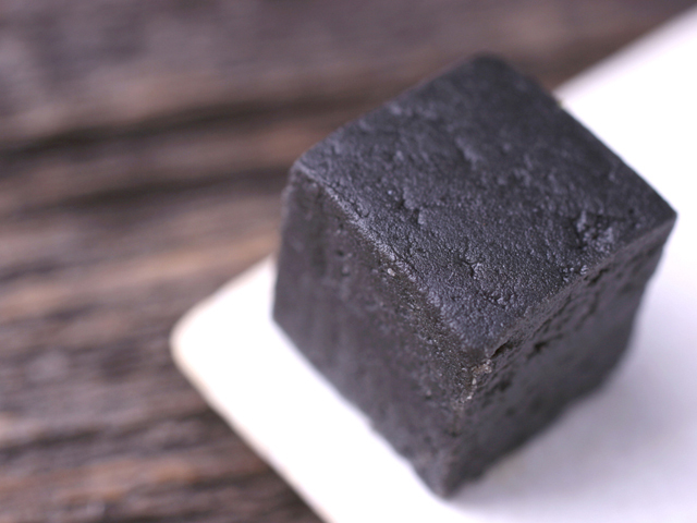 黒ごま 3点 黒ごまキューブ・3カップ(5,400円以上で送料無料・沖縄県を除く)