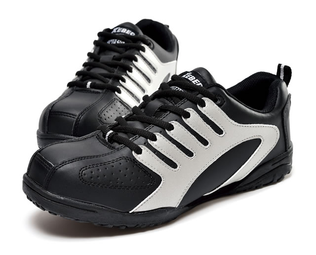 ジーベックの欄全靴