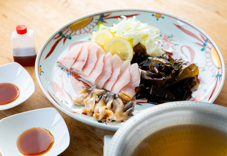 【送料込】生鮮便第240回　新わかめとほっき貝めかじきのしゃぶしゃぶ