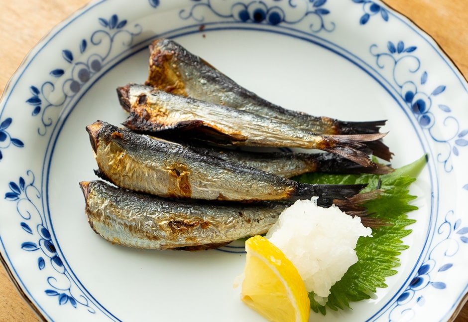 気仙沼　鮮いわしの干物(3尾から4尾）