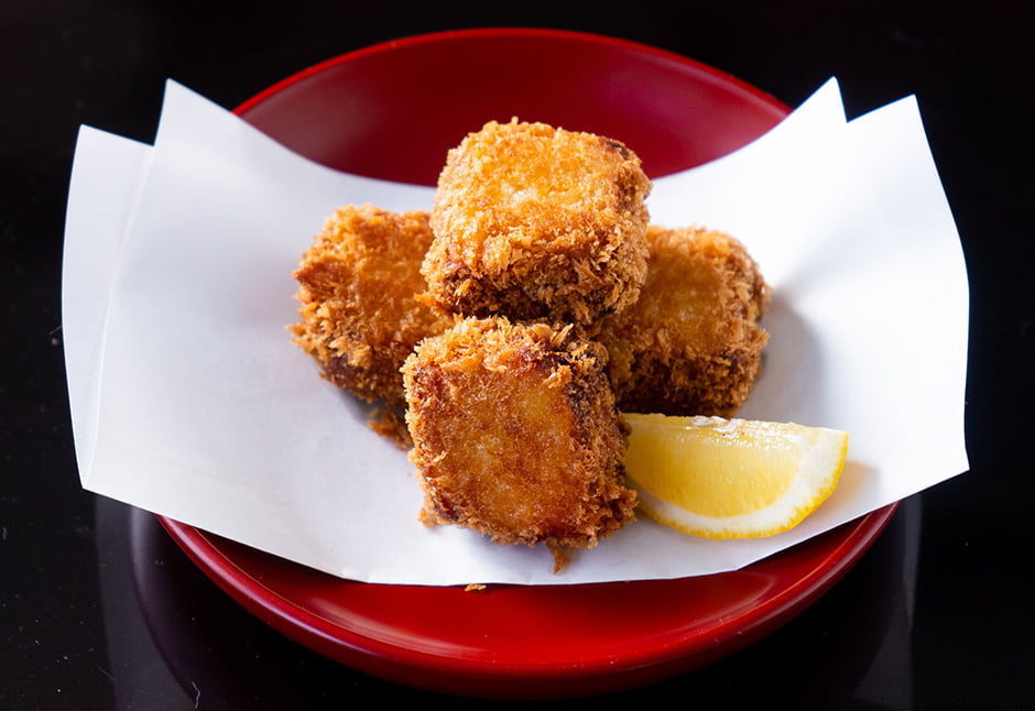 鶏ひき肉とゆりねの小さいメンチカツ(４ケ）