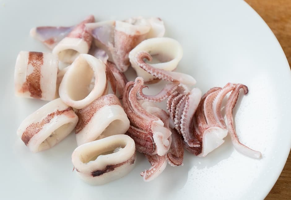 気仙沼産剣先イカ （そのままでもサラダでも）