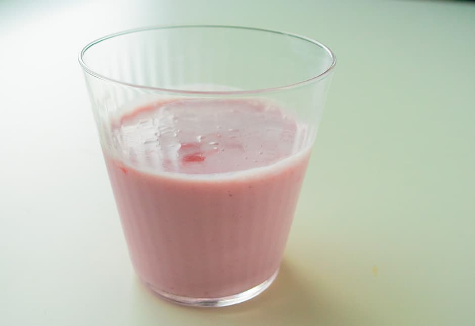 （牛乳を注ぐだけ）いちご甘糀スムージー　3パック