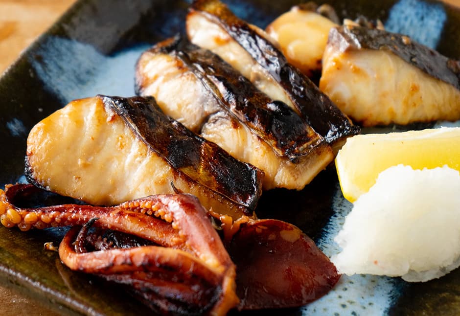 寒さわらと目鯛の切り落としと イカゲソ味噌こうじ漬け