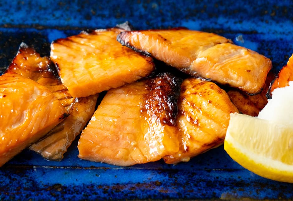 トラウトサーモン切り落とし味噌こうじ漬け