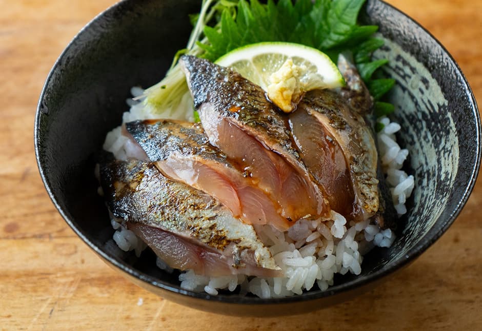 気仙沼産　炙りさんま刺身