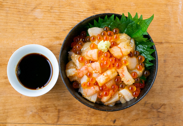 甘海老・帆立・いくら丼