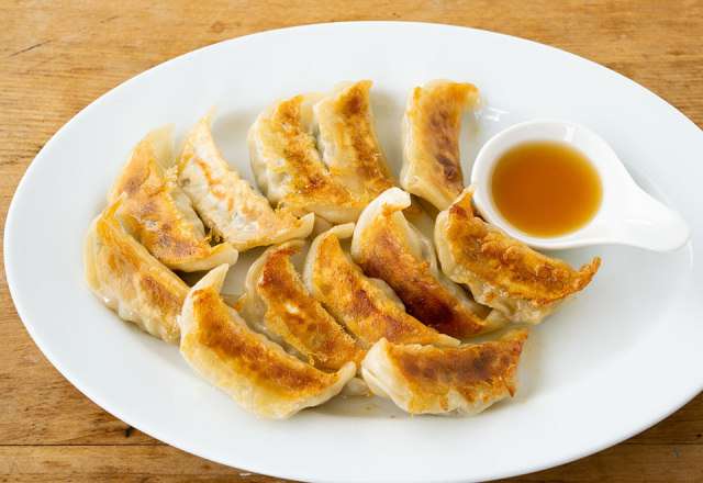 秋田 餃子の餃天さん 「至福の白餃子」